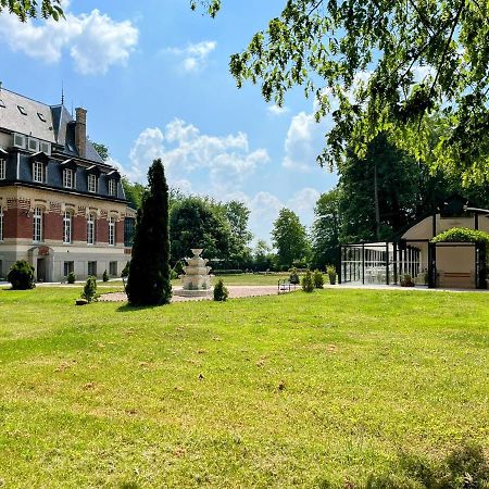 Chateau De Moliens エクステリア 写真