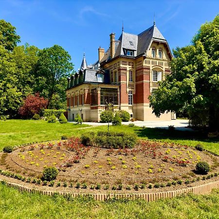 Chateau De Moliens エクステリア 写真