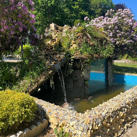 Chateau De Moliens エクステリア 写真