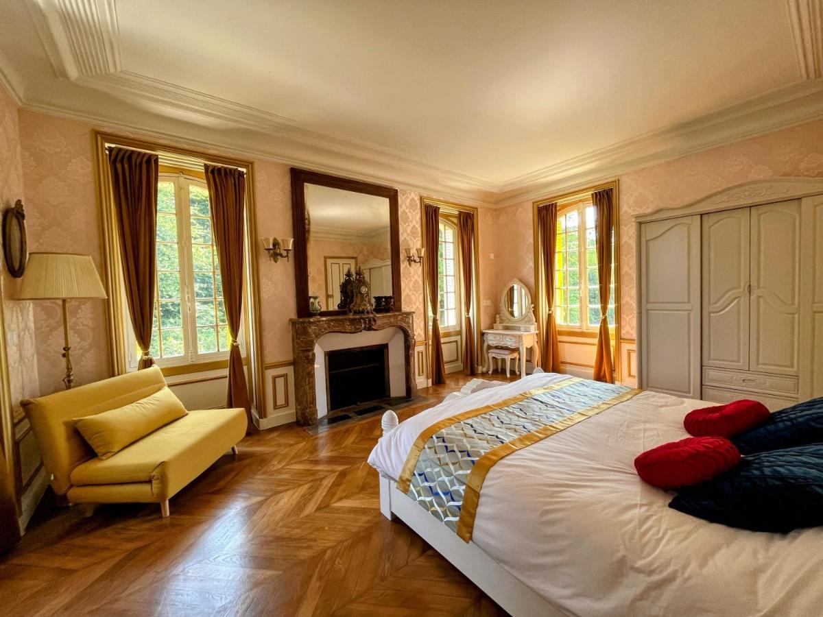 Chateau De Moliens エクステリア 写真