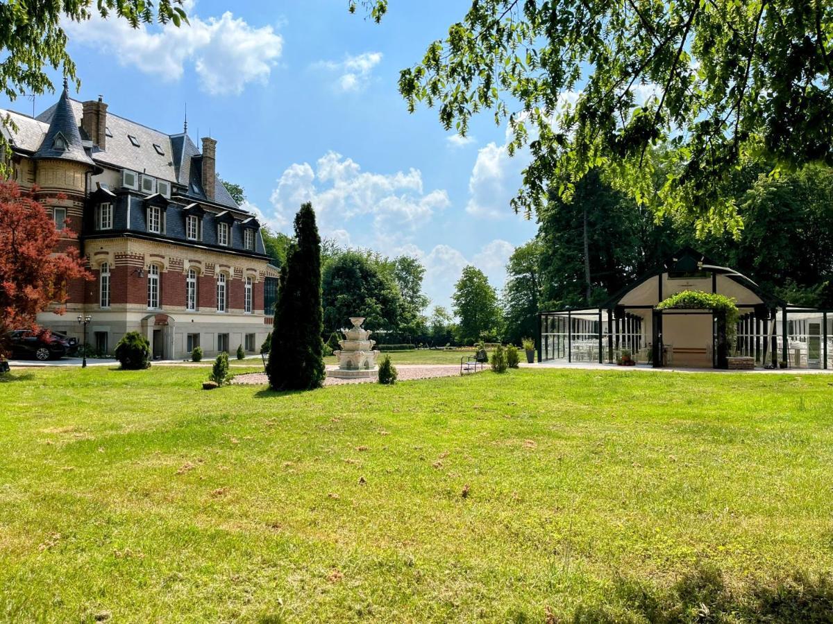Chateau De Moliens エクステリア 写真